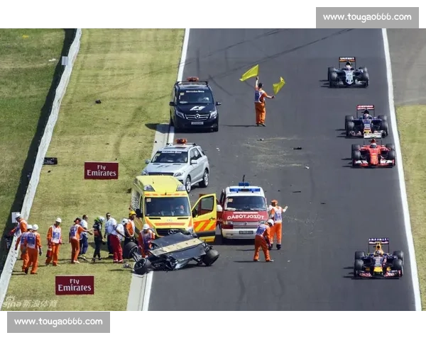 F1正赛惊险碰撞回顾与赛道安全隐患深度分析